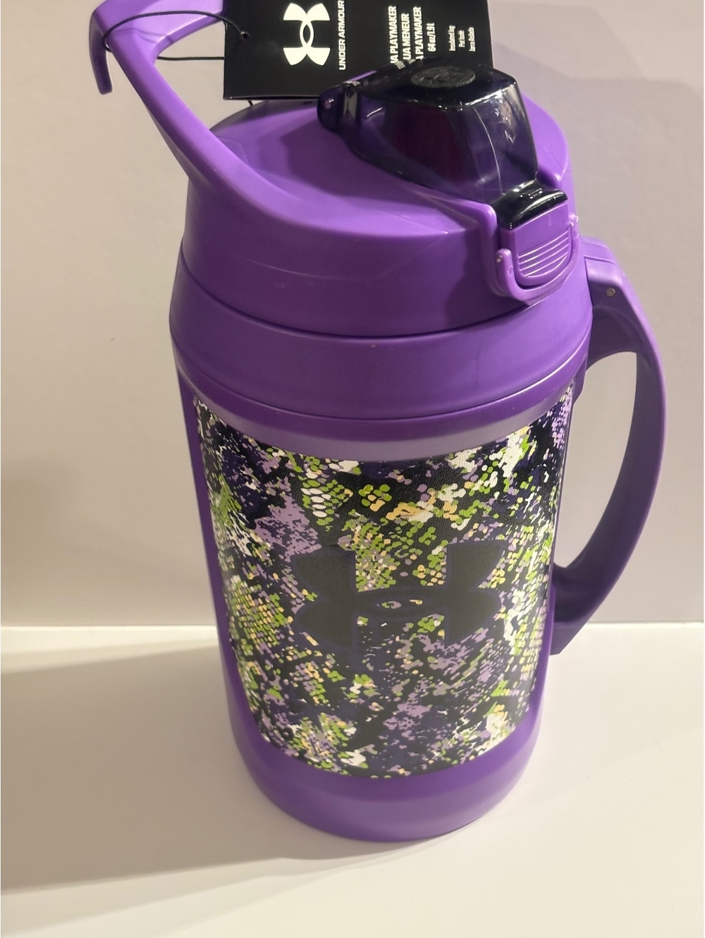 Under Armour Playmaker 64 oz Insulated Jug Purple Dyed Map NWT
